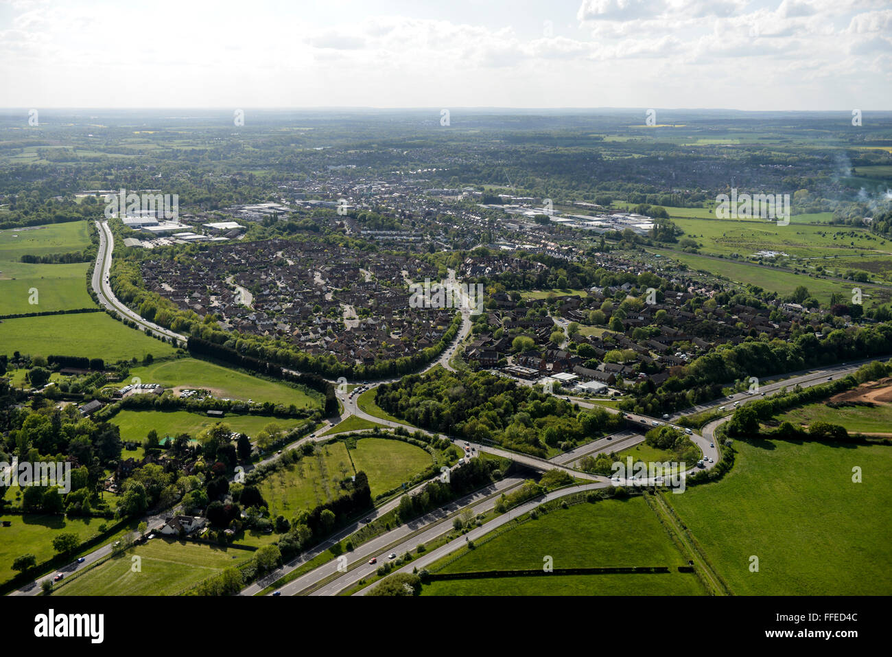 Une vue aérienne de l'A10 Junction à Hertford et vert jonc Banque D'Images