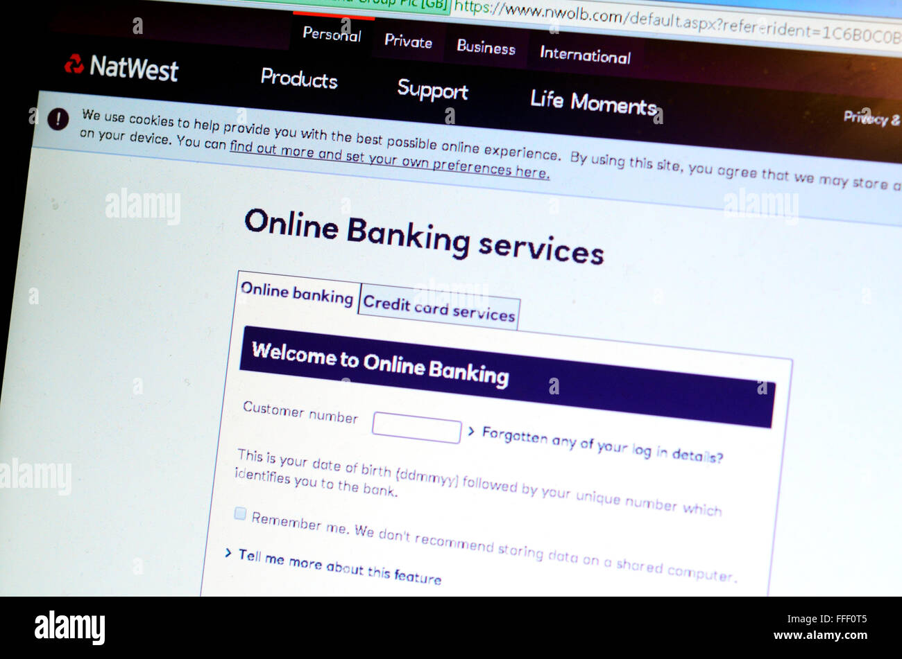 Une photographie de la page de connexion sur la page web des services bancaires en ligne de NatWest. Banque D'Images