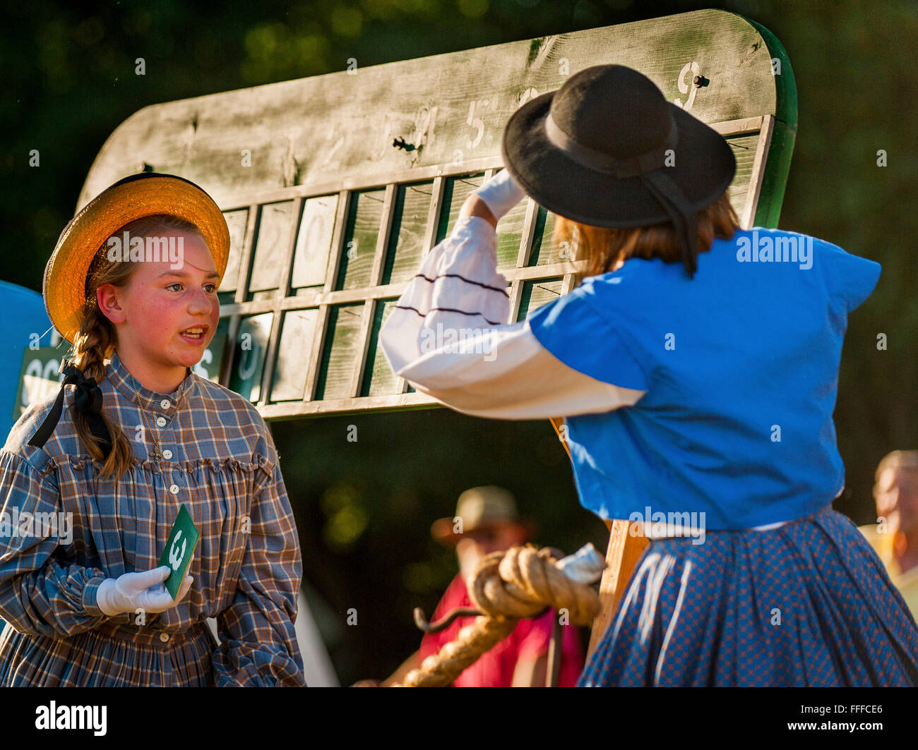 Reconstitueurs Baseball recréer une ancienne, début du xxe siècle d'un match de baseball à Fort Vancouver, Washington Banque D'Images