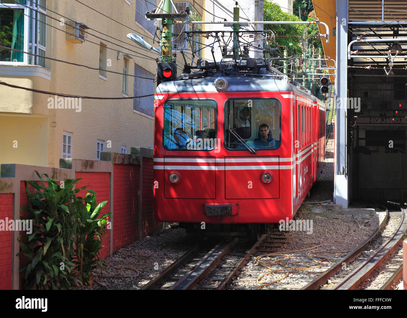 Le train à crémaillère sur le Corcovado Corcovado, l'un des monuments de Rio de Janeiro, Brésil Banque D'Images