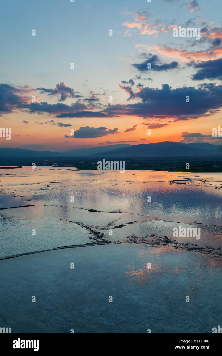 Terrasse en travertin, Pamukkale, Turquie, province de Denizli Banque D'Images