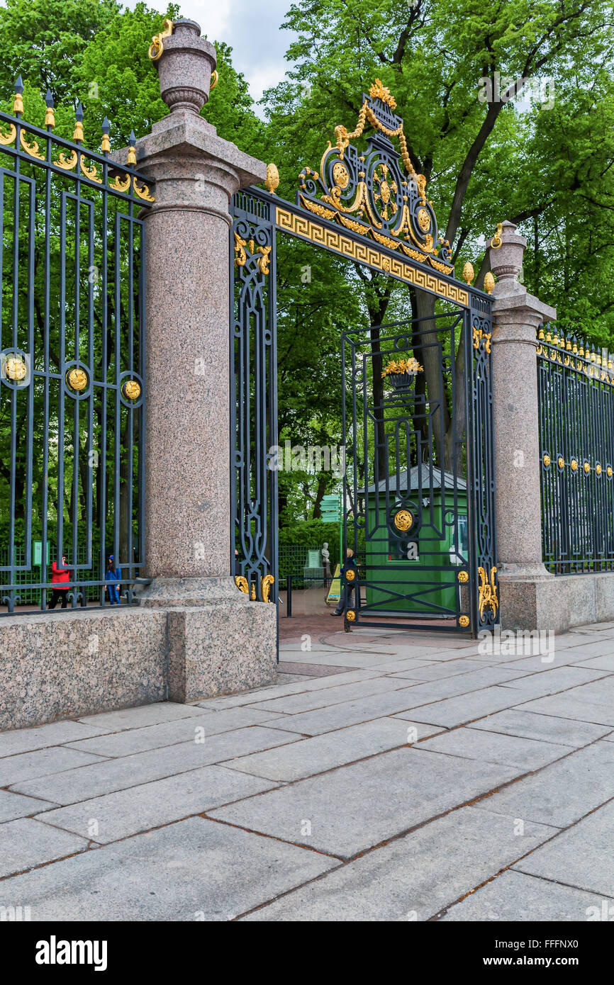 Garde-corps de jardin d'été, Saint Petersburg, Russie Banque D'Images