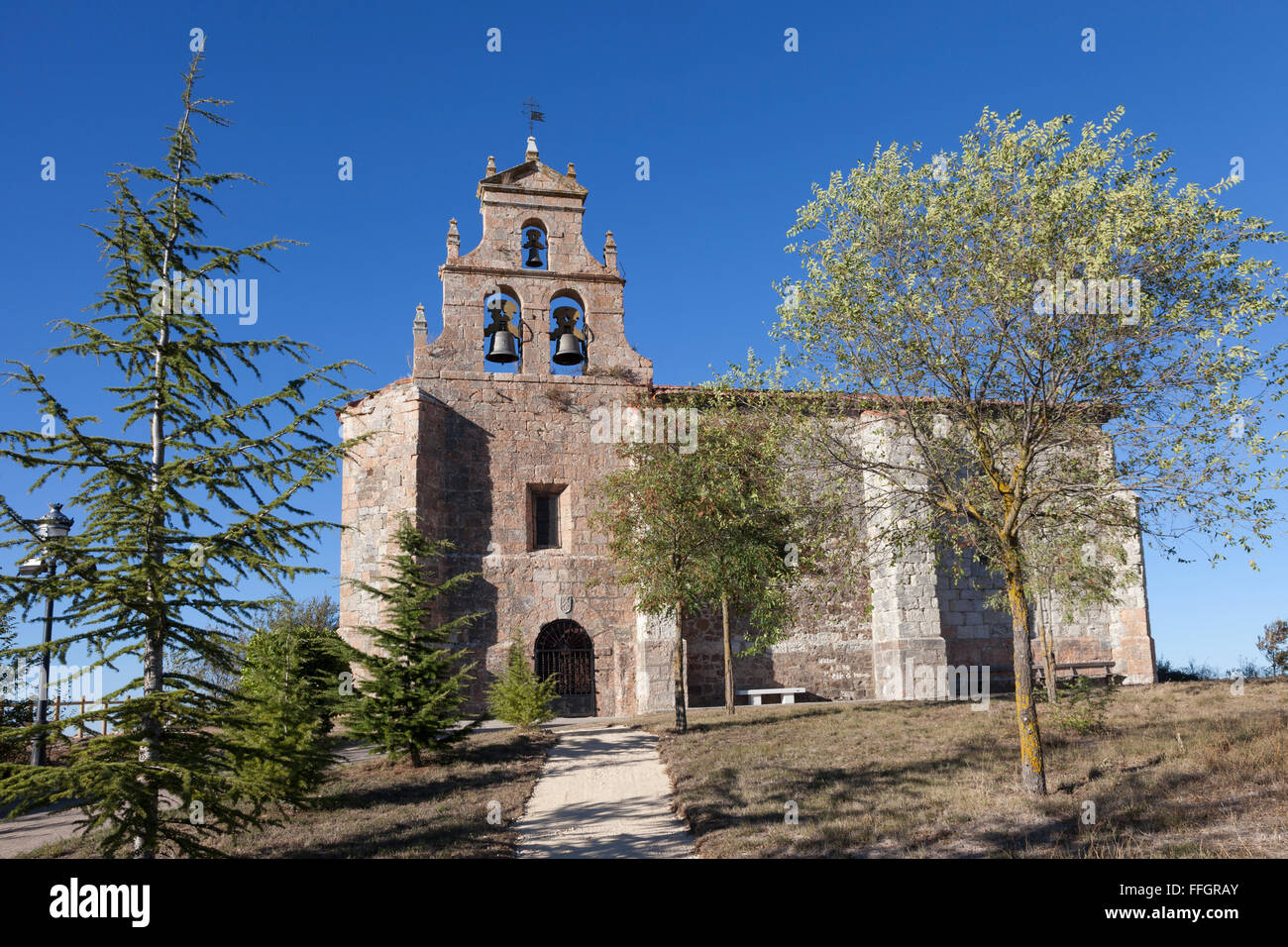 Santovenia de Oca, Espagne : Église paroissiale de Santa Eugenia Banque D'Images