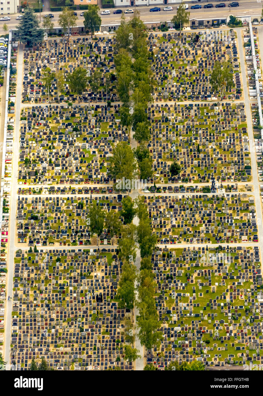 Vue aérienne du cimetière, Regensburg, Oberer cimetière catholique de Ratisbonne, Reihengräber, cimetières militaires, Ratisbonne, Banque D'Images