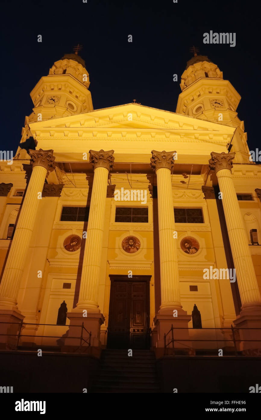UZHGOROD, UKRAINE - le 30 avril 2014 : La Cathédrale sur la montagne dans la ville d'Uzhgorod, Ukraine. Banque D'Images