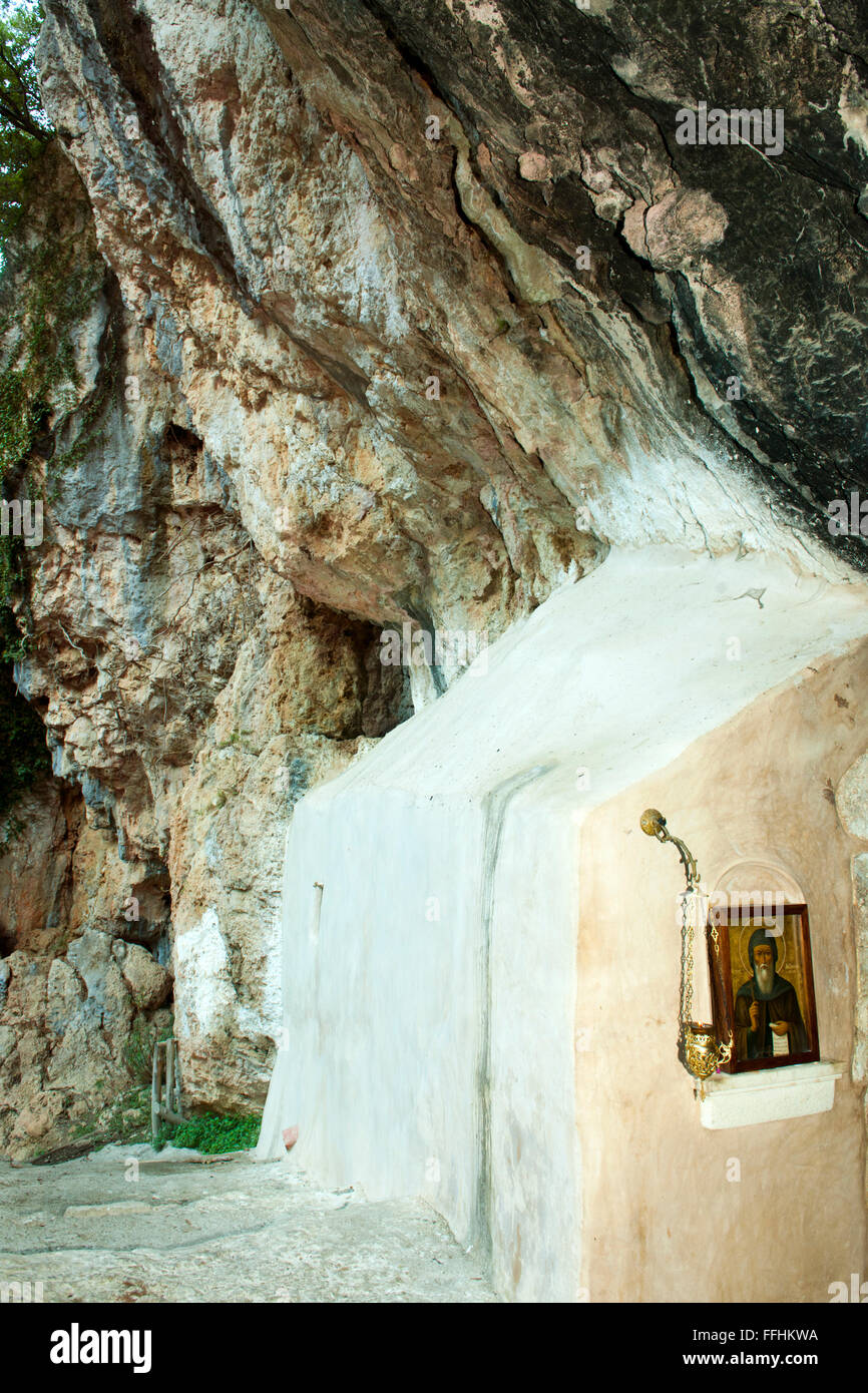 Spanien, Kreta, Agios Antonios-Schlucht bei Karines südlich von Rethymnon, Felsenkapelle dans der Schlucht. Banque D'Images