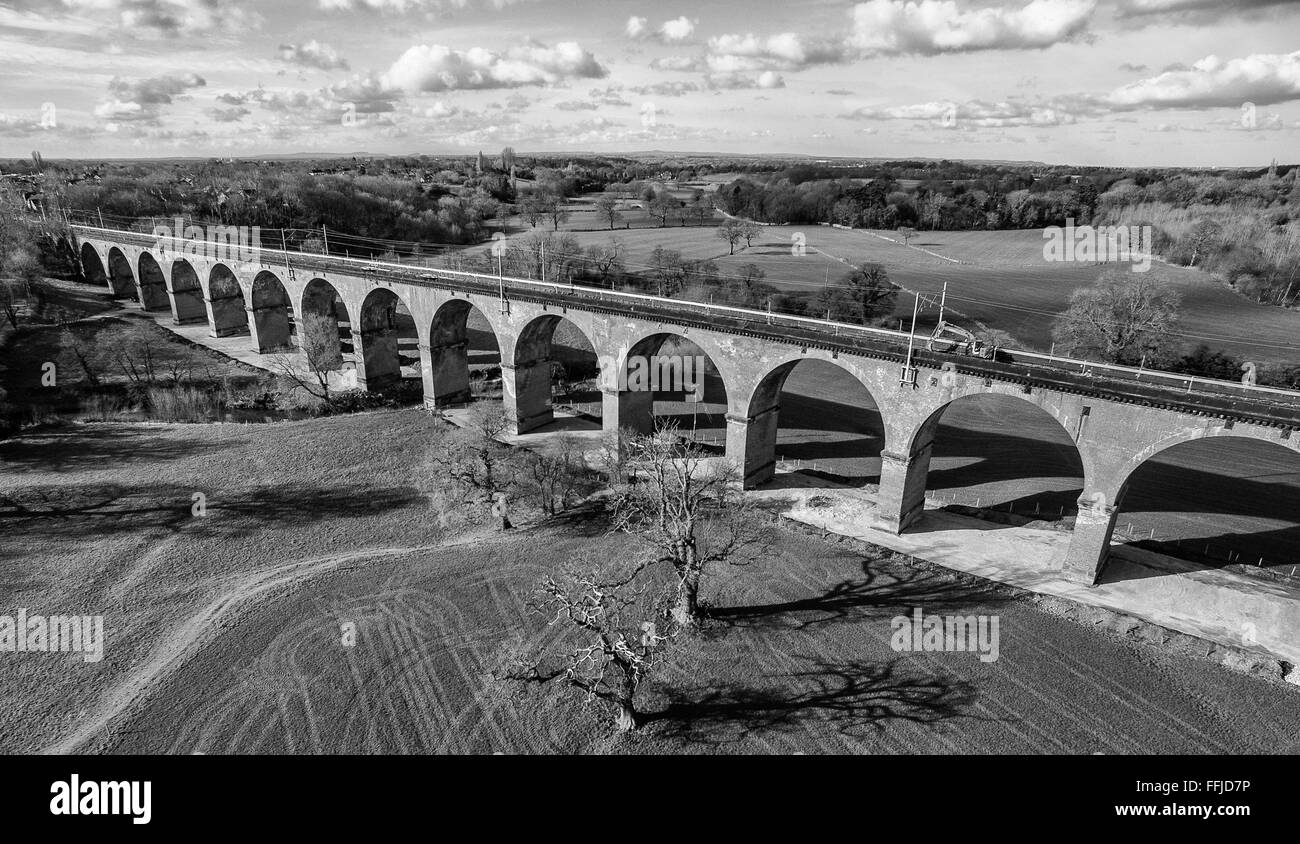 Holmes Chapel viaduc de chemin de fer réseau photos aériennes lors de grands travaux de génie civil 14 février 2016 Banque D'Images