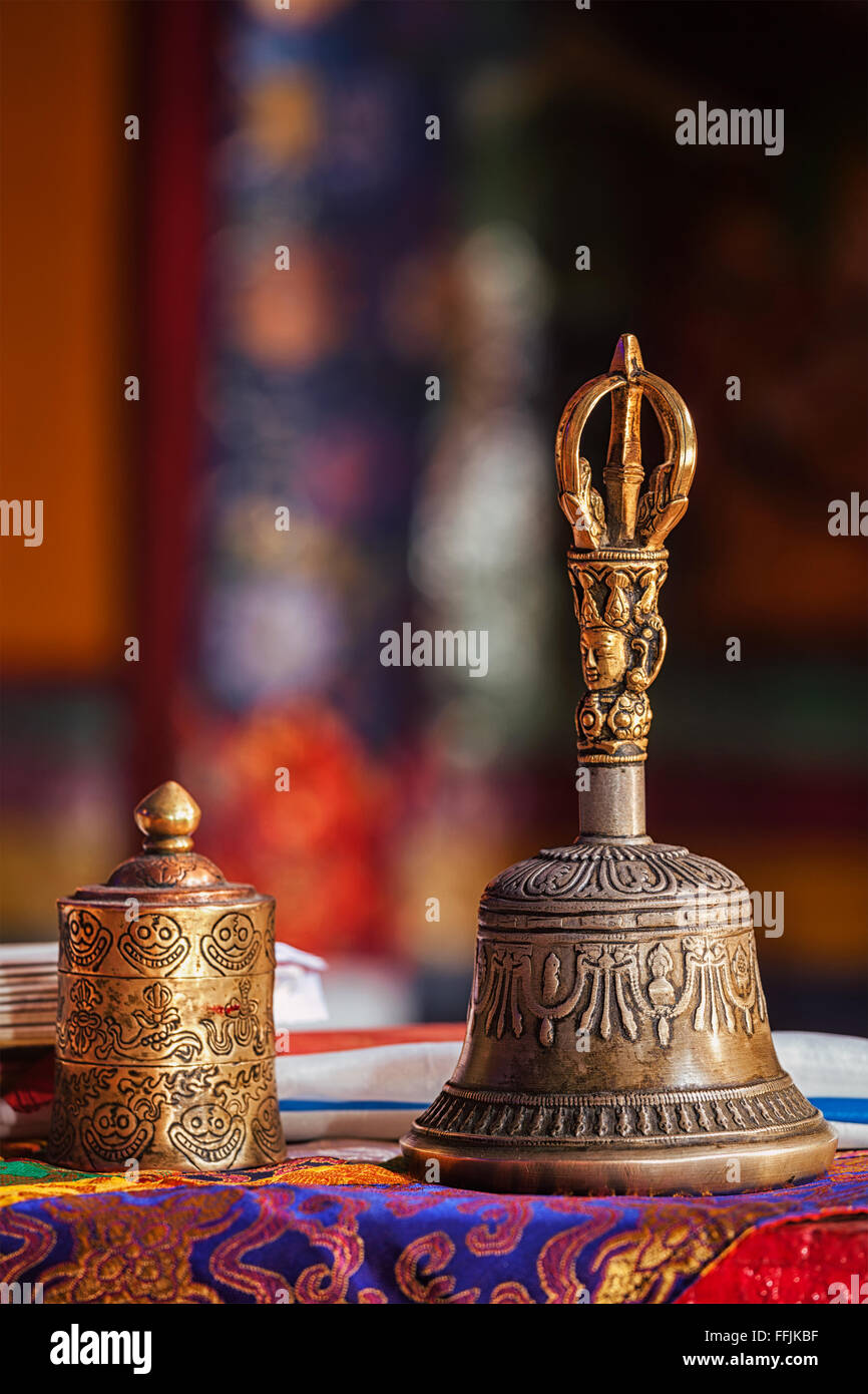 Bell religieux en monastère bouddhiste Banque D'Images