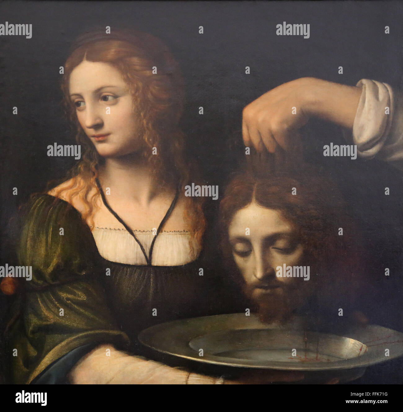 Salomé avec la tête de Saint Jean Baptiste. Par le peintre italien Bernardino Luini (14851532
