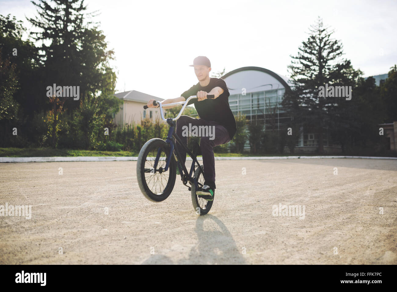 Les jeunes cycliste BMX Banque D'Images