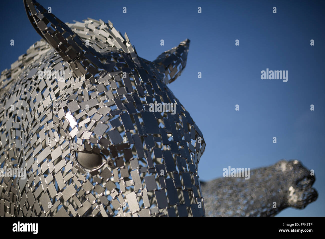 'Le cheval' Kelpies sculpture maquette, réalisée par le sculpteur Andy Scott, à la roue de Falkirk, à Falkirk, en Écosse. Banque D'Images