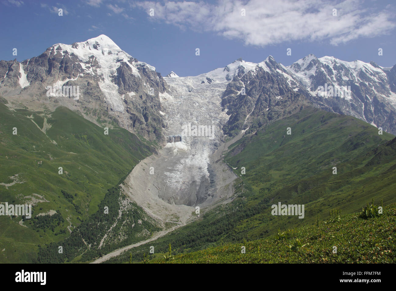 Tetnuldi, Adishi Dzhangi Glacier, Col Chkhunderi de Tau,  Mestia-Ushguli-Trek, Svaneti, Géorgie Photo Stock - Alamy