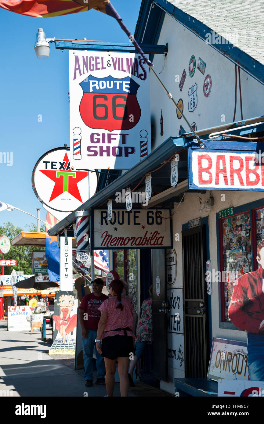 Angel & Vilma Delgadillo's Route 66 Cadeaux à Seligman, Arizona Banque D'Images