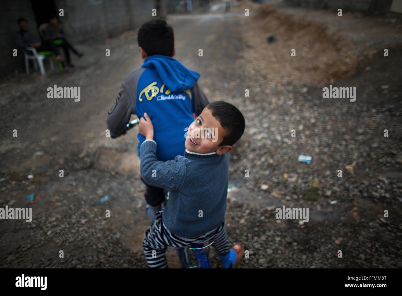 Les enfants réfugiés dans un camp de réfugiés dans le Nord de l'Iraq Banque D'Images