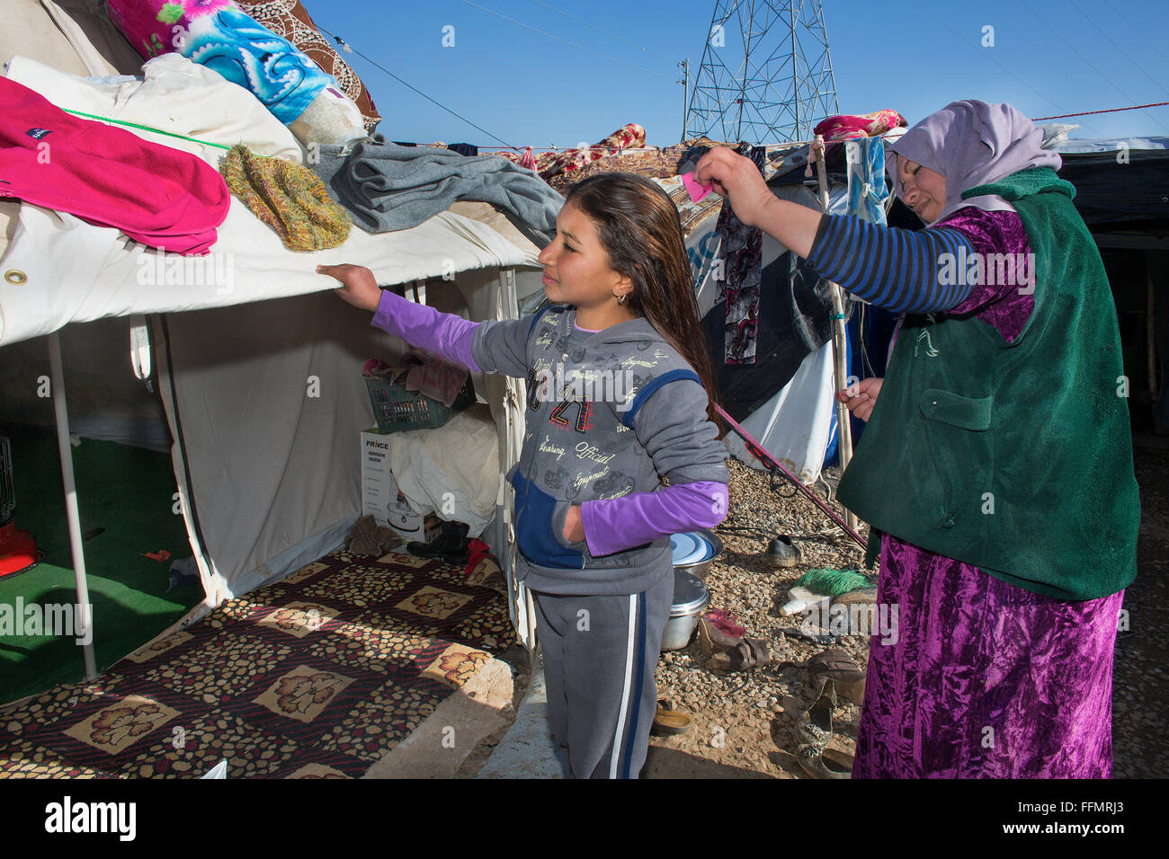 Les personnes déplacées dans un camp de réfugiés dans le Nord de l'Iraq Banque D'Images