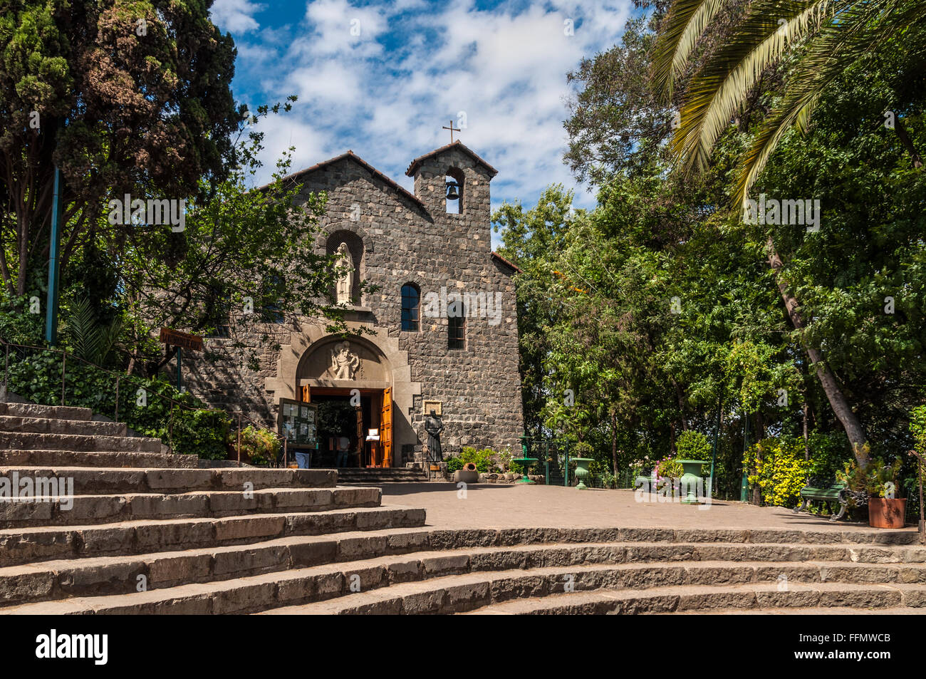 'La maternidad de Maria' chapelle - Cerro San Cristobal, Santiago du Chili Banque D'Images