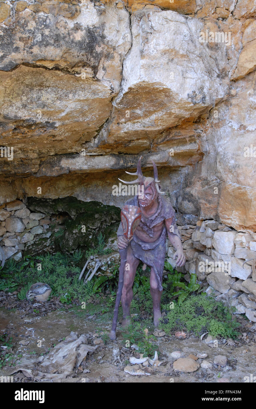 La reconstruction moderne du sorcier à St-Circ, site de la Grotte du sorcier en Dordogne. Banque D'Images