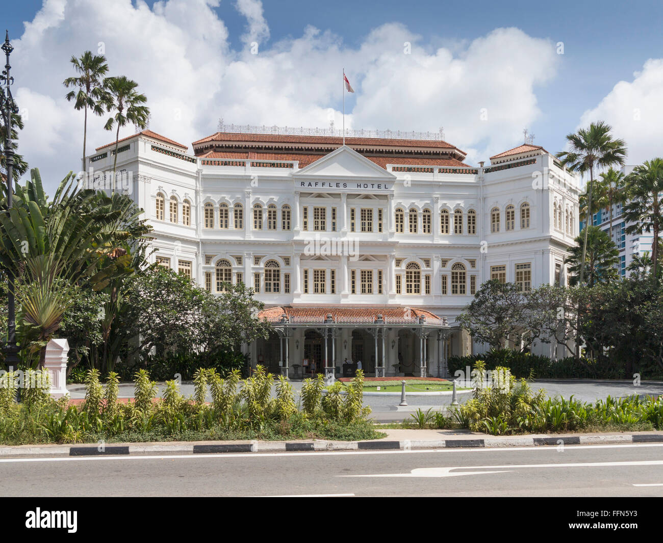 Le Raffles Hotel, Singapour, en Asie du sud-est en été Banque D'Images