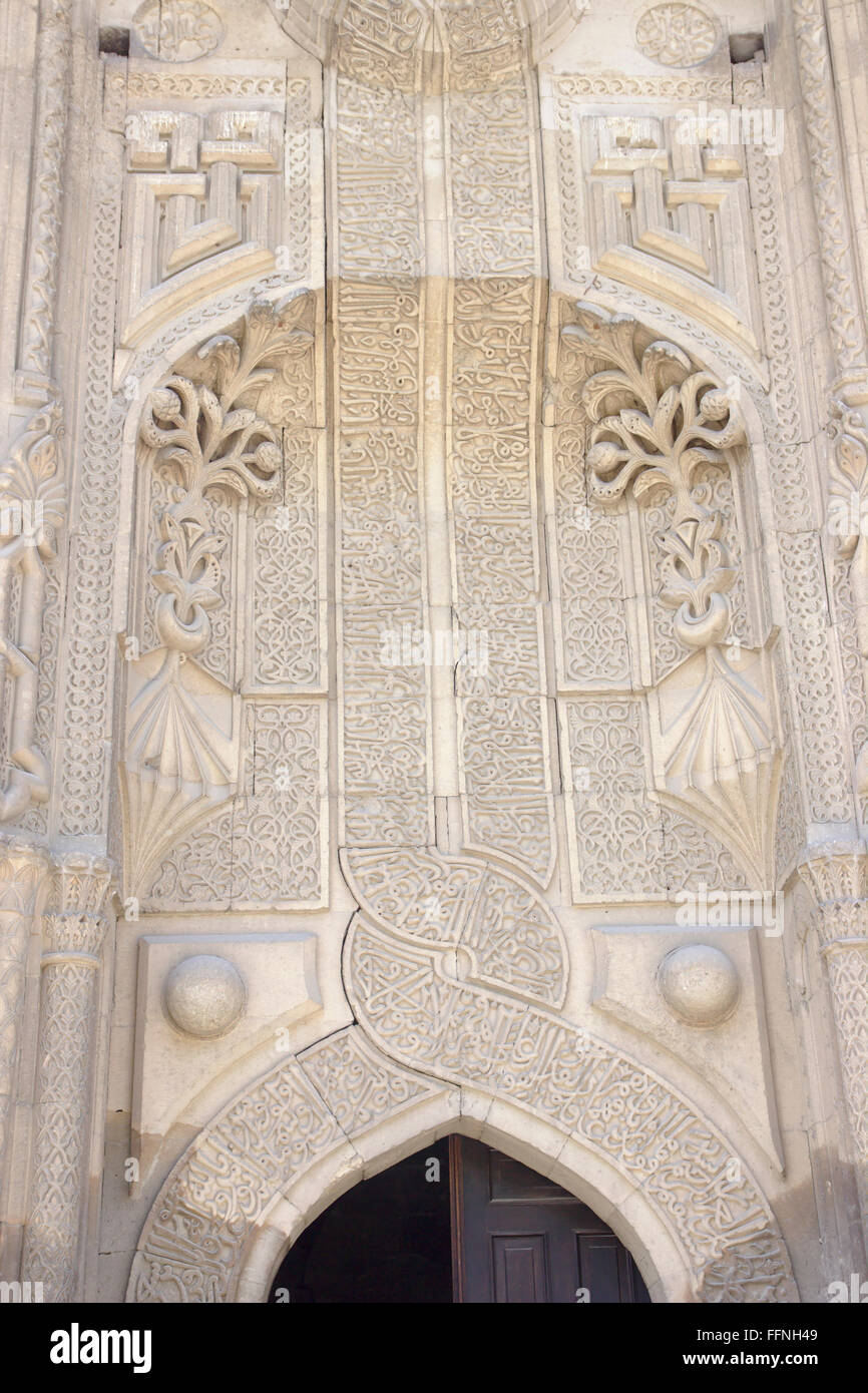 Portail de Medrese Ince Minaret à Konya, Turquie Banque D'Images