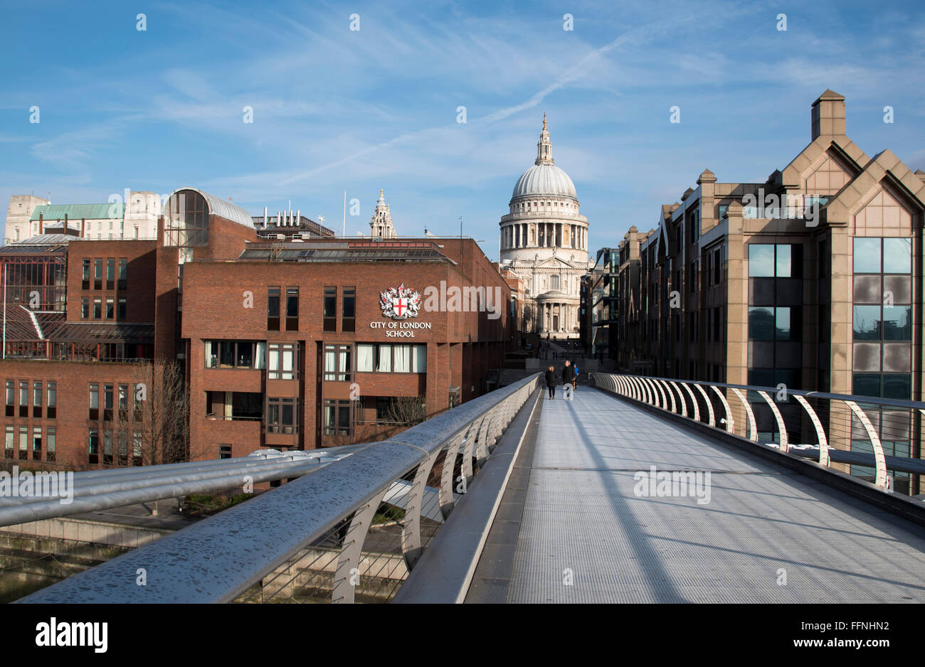 St Paul's City of London School Millennium Bridge Banque D'Images