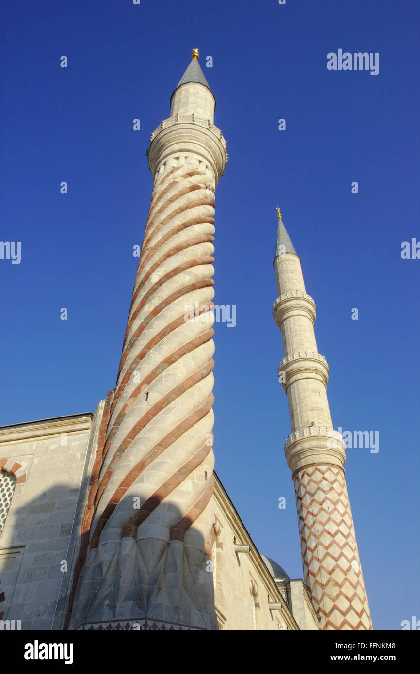 Les minarets de l'Uc Serefeli Mosque à Edirne, Turquie Banque D'Images