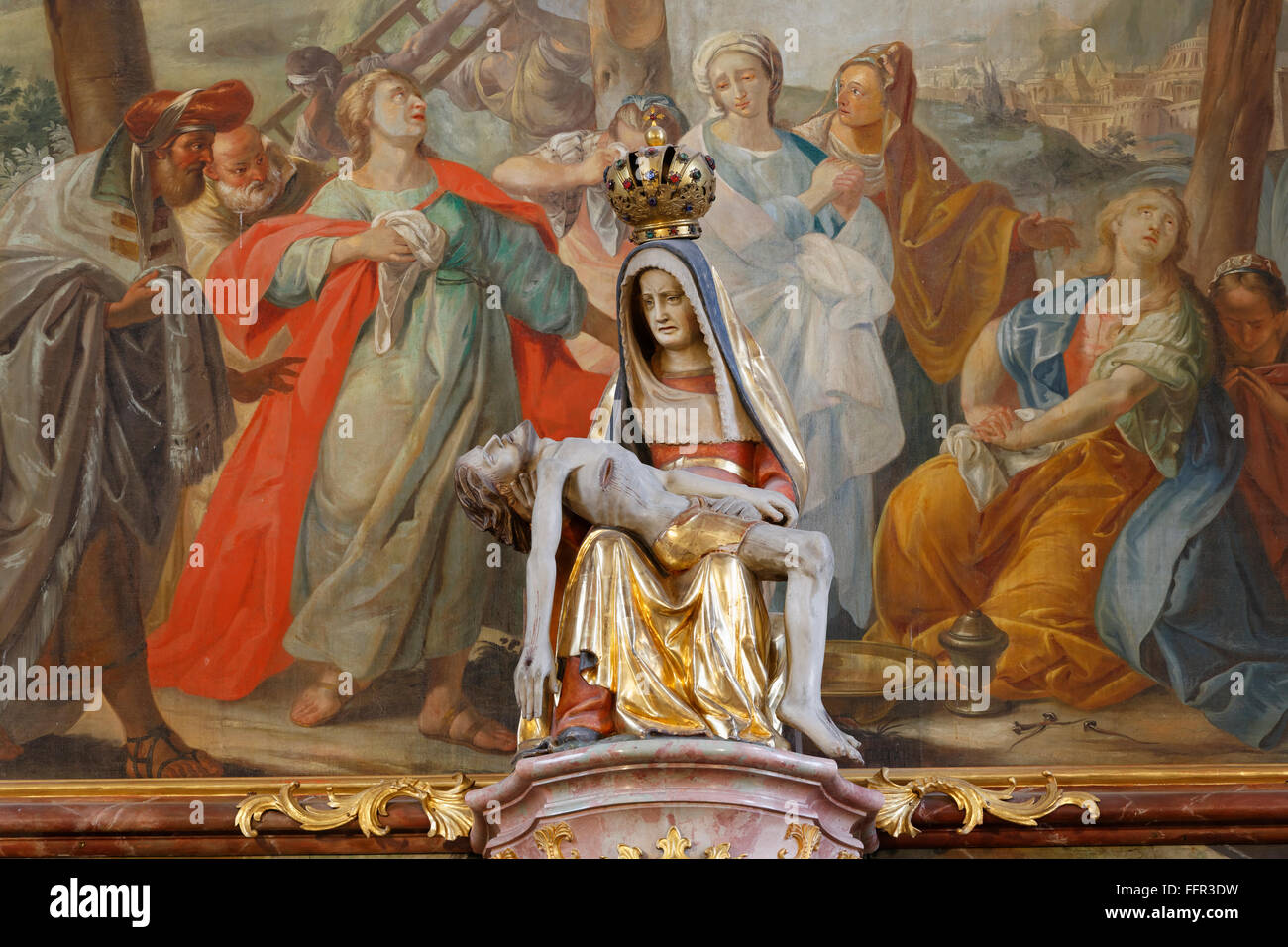 Pietà, église de pèlerinage de Saint Pierre et Paul à Steinhausen, Bad Schussenried, en Haute Souabe, souabe, Bade-Wurtemberg Banque D'Images Pietà, église de pèlerinage de Saint Pierre et Paul à Steinhausen, Bad Schussenried, en Haute Souabe, souabe, Bade-Wurtemberg Banque D'Images