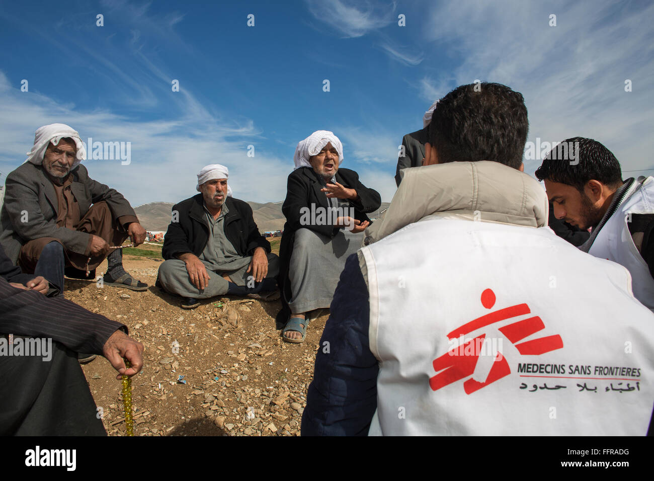 Les promoteurs de la santé au travail de MSF dans l'Arbat Kamp, le nord de l'Iraq des réfugiés Banque D'Images