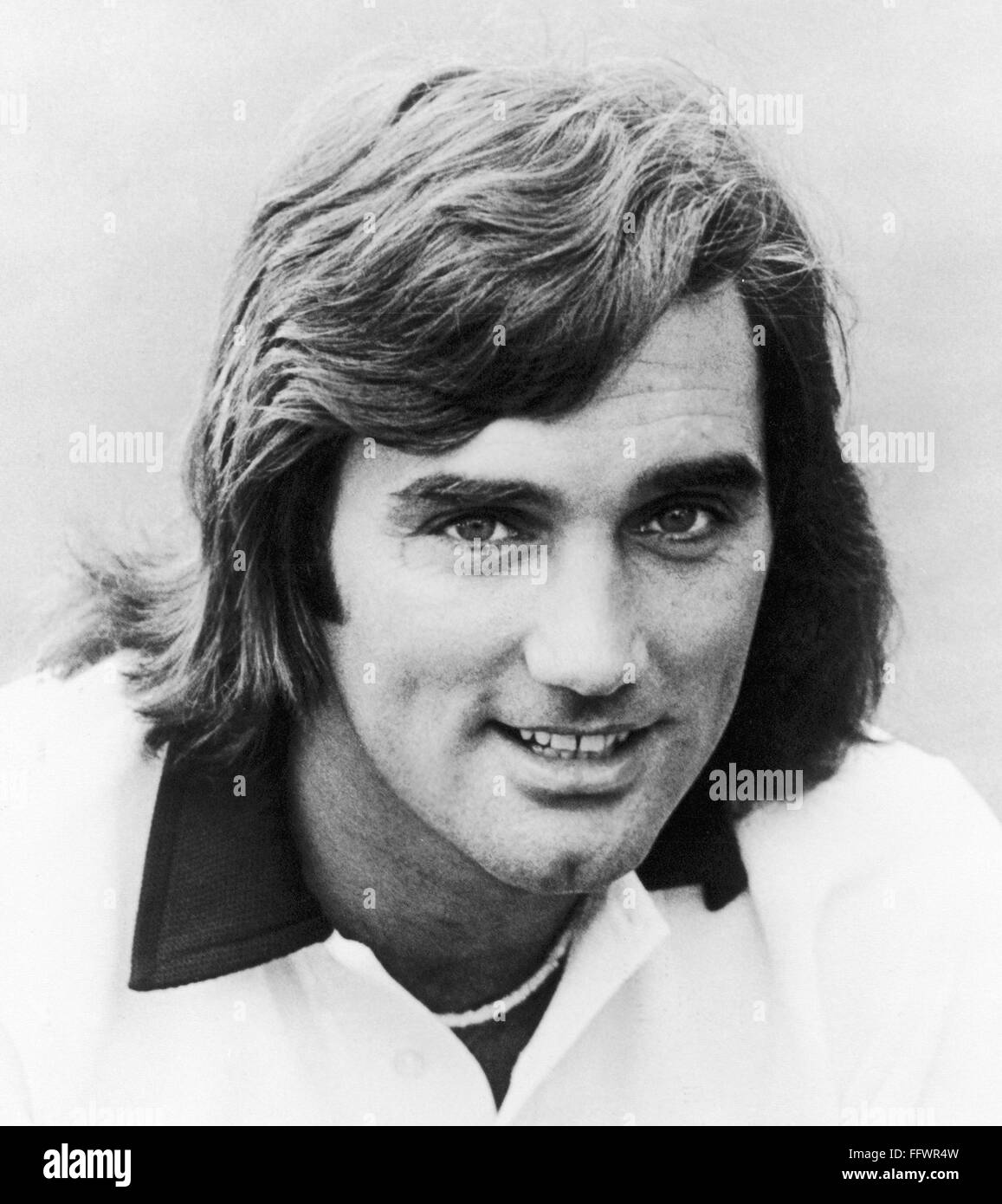 Георг vi король великобритании. Джордж бест 2005. Бывший george. Джордж клуни с бородой фото. Джордж клуни короткая стрижка.