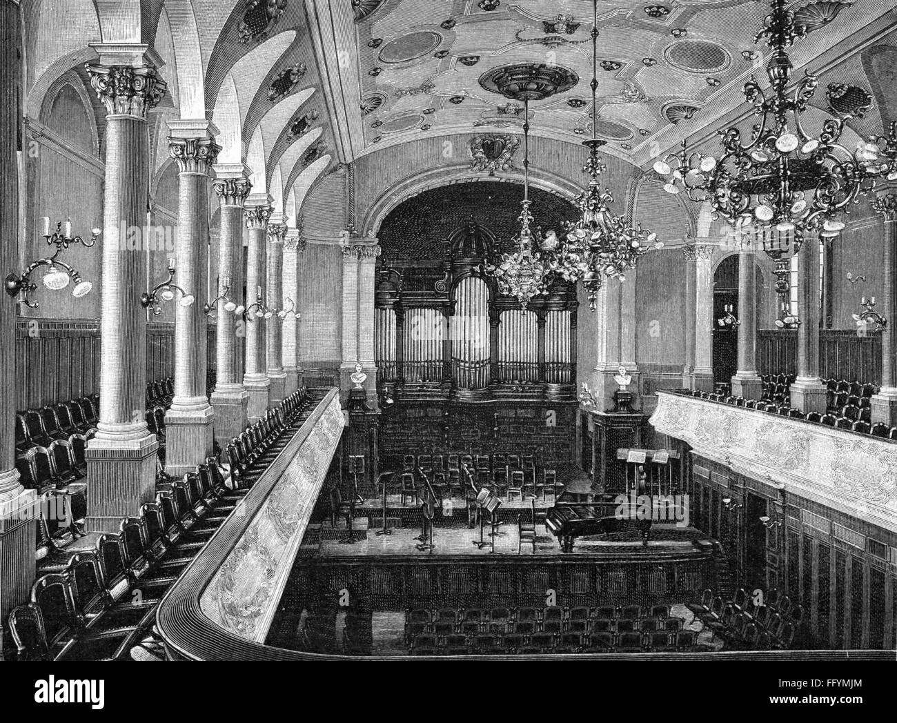 Géographie / voyage,Allemagne,Leipzig,bâtiment,Royal Conservatory of Music,Construit 1885 - 1887,architecte: Hugo Licht,vue intérieure,grande salle de musique,gravure en bois,1892,éducation,écoles,école de musique,salle de concert,salles de concert,architecture,décoration intérieure,mobilier d'intérieur,chandelier,sièges,vide,stand,stands,scène,Imperial,hall,construction,bâtiments de l'Empire,Ere,Erie,Erie,Erie,Erie,Ecoles de jeunesse,Ecoles de jeunesse,Ecoles de jeunesse,Ecoles de jeunesse,Ecoles de jeunesse,Ecoles de la, Paris,Ecoles de la, France,Ecoles de la, Paris,ecoles de la, Paris,Ecoles Banque D'Images