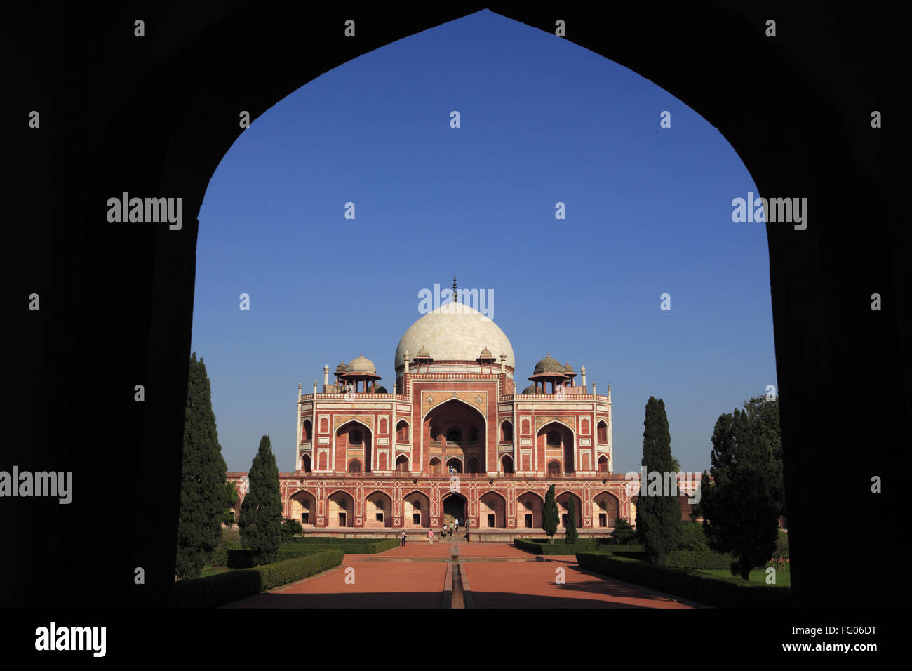 Tombe de Humayun par arch construit en 1570 , Delhi, Inde Site du patrimoine mondial de l'UNESCO Banque D'Images