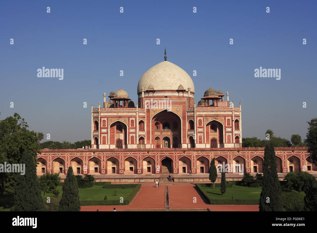 Tombe de Humayun par arch construit en 1570 , Delhi, Inde Site du patrimoine mondial de l'UNESCO Banque D'Images
