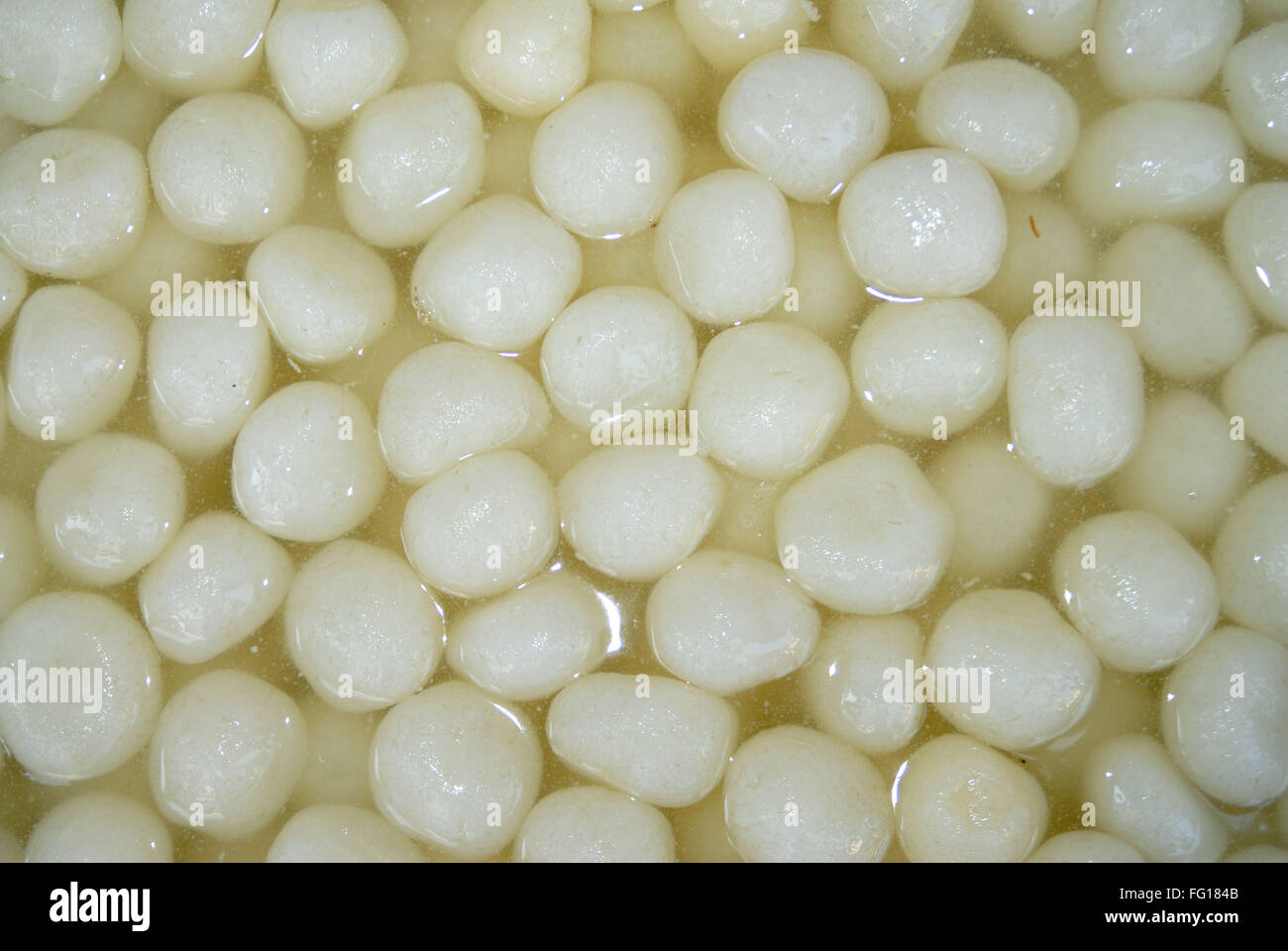 Sucrée , sucrée indien , Rasgulla , boules de couleur blanche , sirop de sucre, Rasgulla, Rosogolla, Rasagola, Rosola, sucreries indiennes, dessert indien Banque D'Images