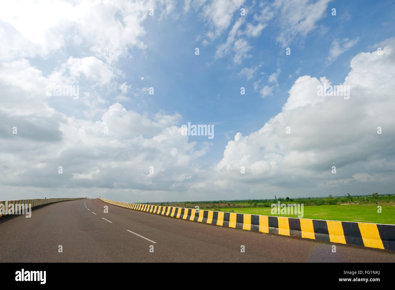 Paysage avec l'autoroute l'Inde Banque D'Images