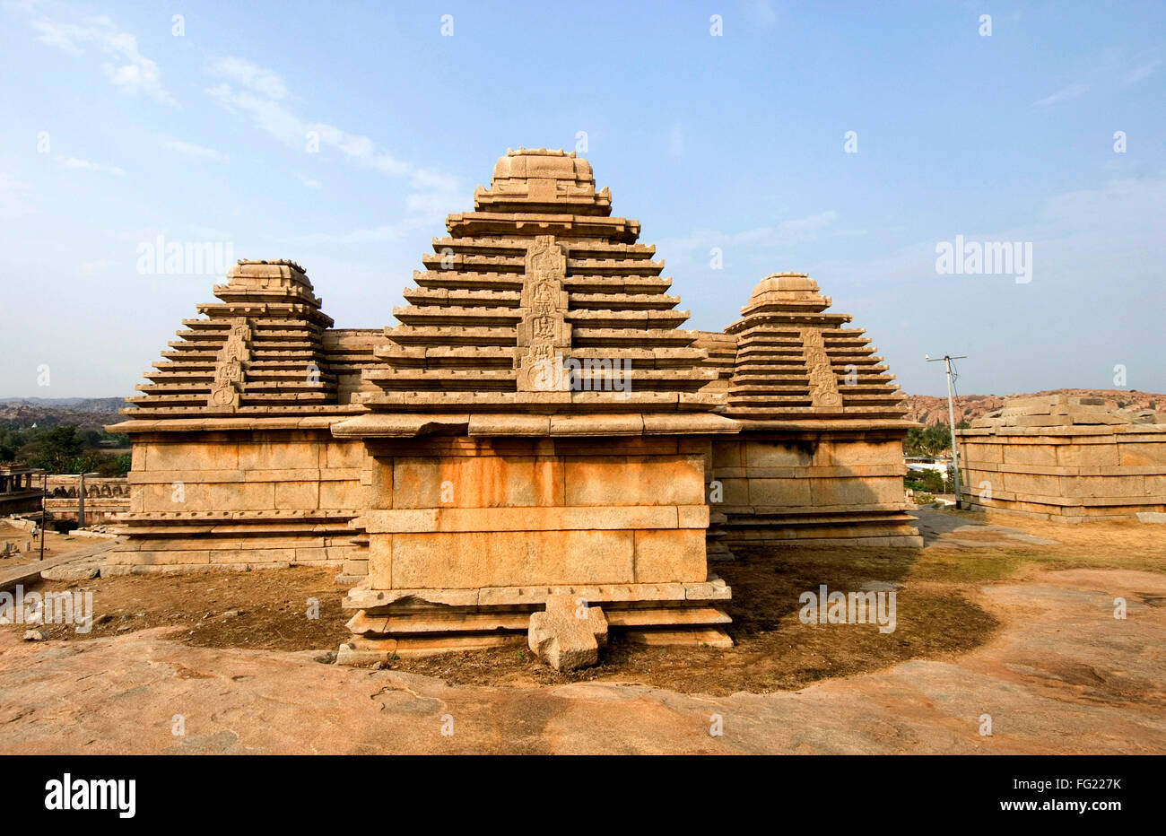 Temples Jain à Hemakuta hill , Hampi , Karnataka , Inde Banque D'Images