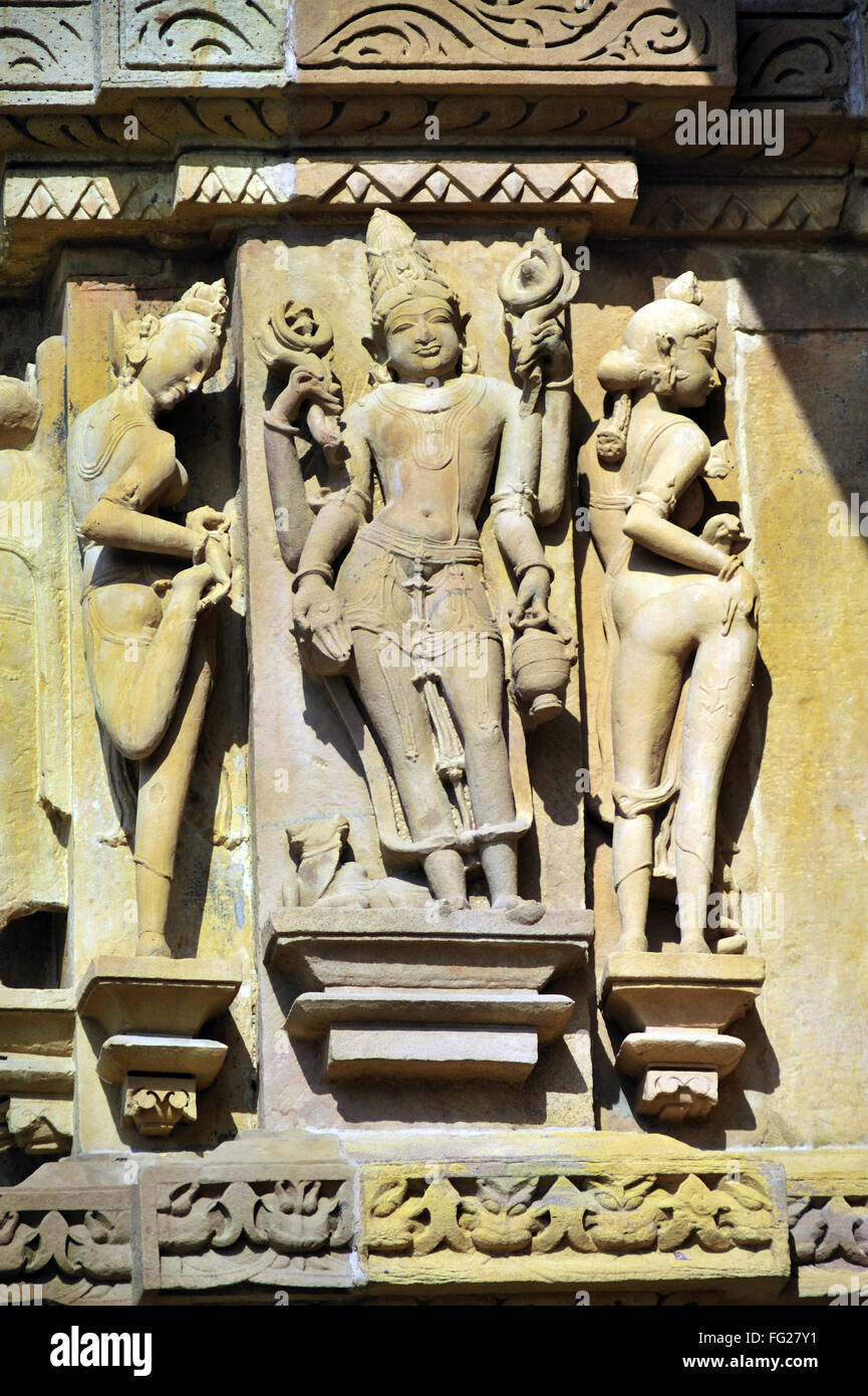 Mur décoré de Kandariya Mahadeva temple Khajuraho Madhya Pradesh, Inde Banque D'Images