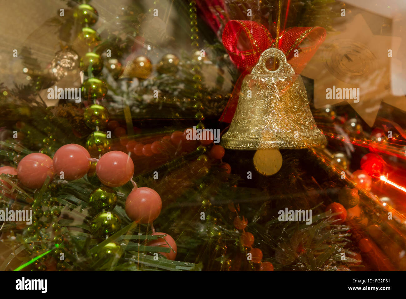 Singe Jouet 2016 couronne de Noël et sparkler. Banque D'Images