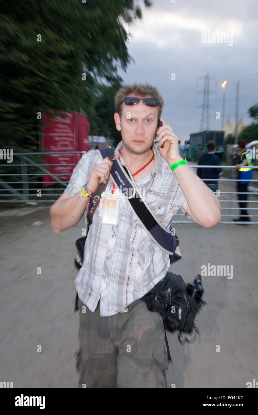 Photographe Johnathan Proctor au festival de Glastonbury 2008, Somerset, Angleterre, Royaume-Uni. Banque D'Images