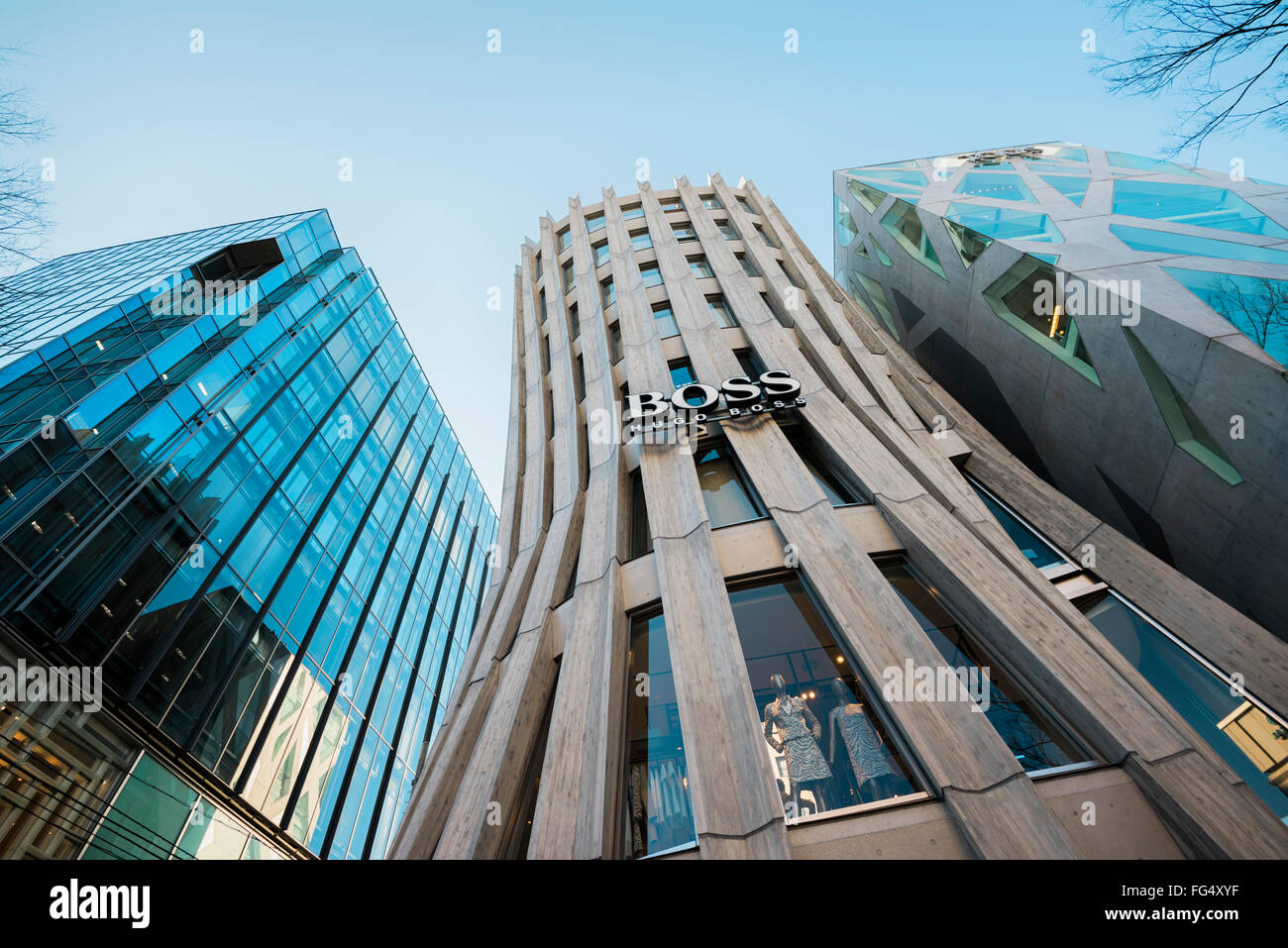 Tokyo, Japon - 14 janvier 2016 : l'emblématique bâtiment Keyaki Omotesando. Banque D'Images