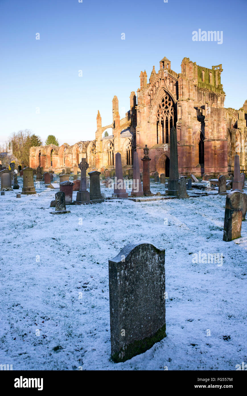 Melrose Abbey St Marys dans la neige de l'hiver, le Roxburghshire, Scottish Borders, Scotland Banque D'Images