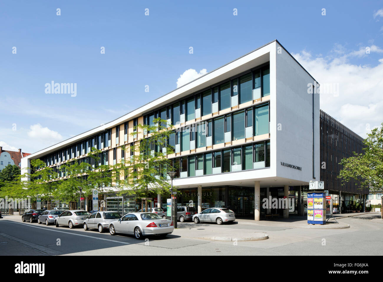 Volkshochschule Rosenheim, centre d'éducation des adultes, Rosenheim, Upper Bavaria, Bavaria, Germany Banque D'Images