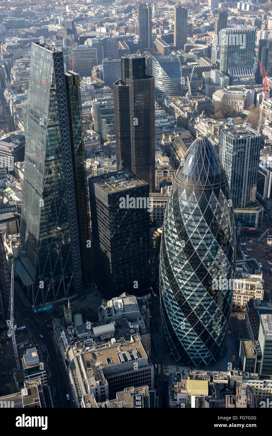 Une vue aérienne de la gratte-ciel dans la ville de London financial district Banque D'Images