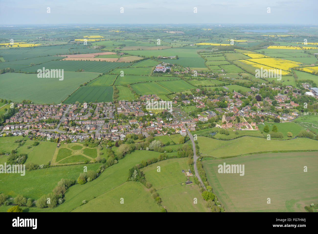 Une vue aérienne du village de Long Itchington Warwickshire et alentours Banque D'Images Une vue aérienne du village de Long Itchington Warwickshire et alentours Banque D'Images