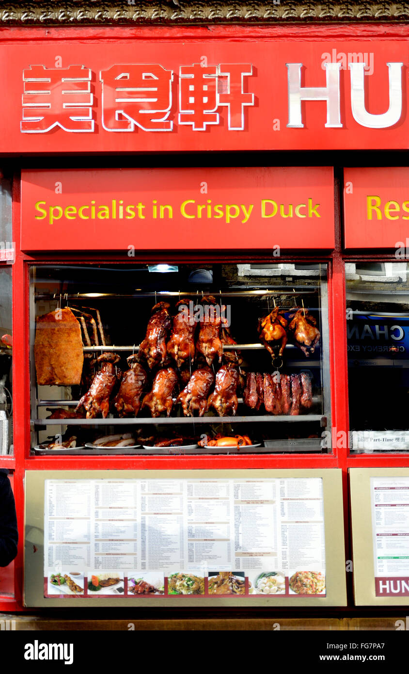 Londres, Angleterre, Royaume-Uni. Croustillant de canard dans un restaurant de Chinatown Banque D'Images