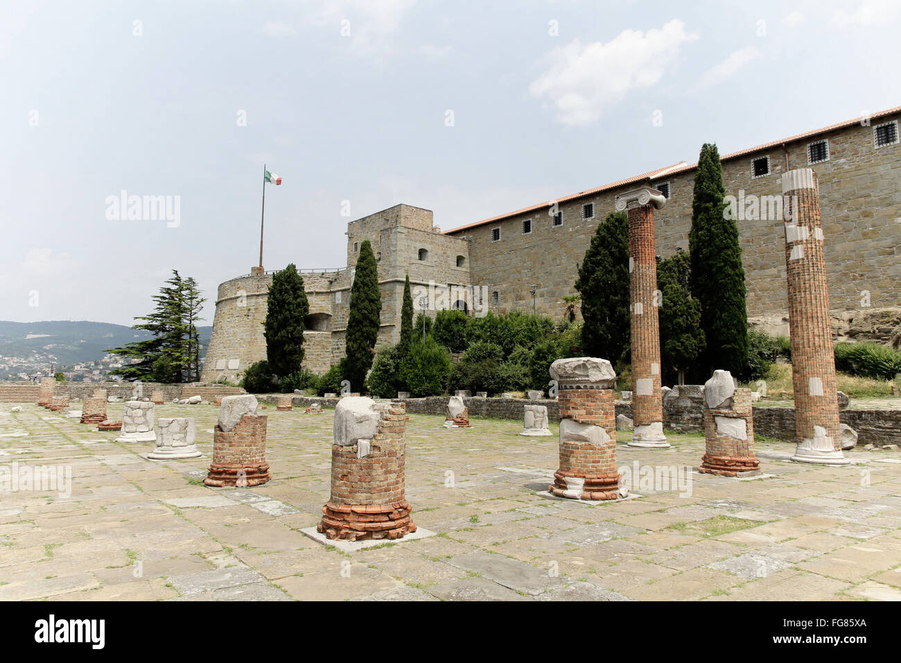 Géographie / voyages, Italie, Friuli, Trieste, Additional-Rights Clearance-Info-Castello,-Not-Available Banque D'Images