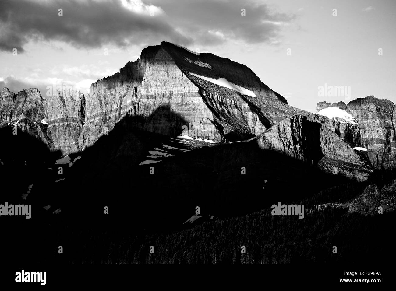 Mount Gould noir et blanc matin spectaculaire Parc National des Glaciers du Montana Banque D'Images