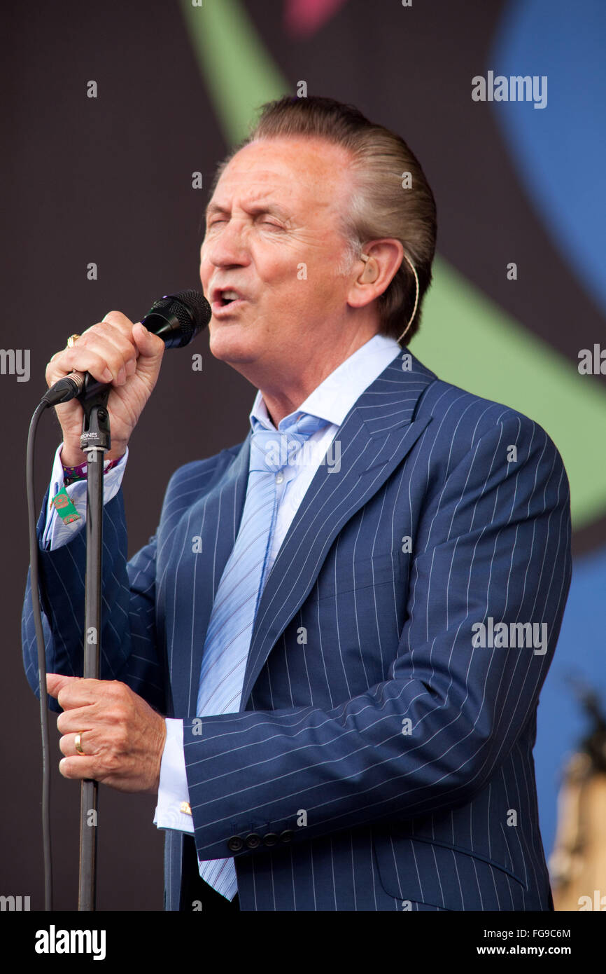 Tony Christie, pyramide festival de Glastonbury 2009 Stade ,, Somerset, Angleterre, Royaume-Uni. Banque D'Images