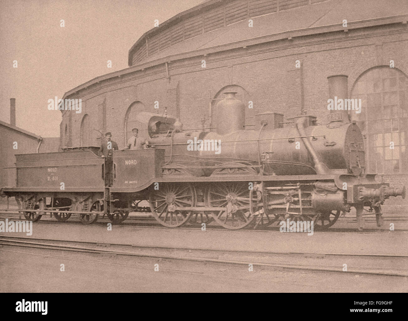 Locomotives de chemin de fer du Nord français 1880 Banque D'Images