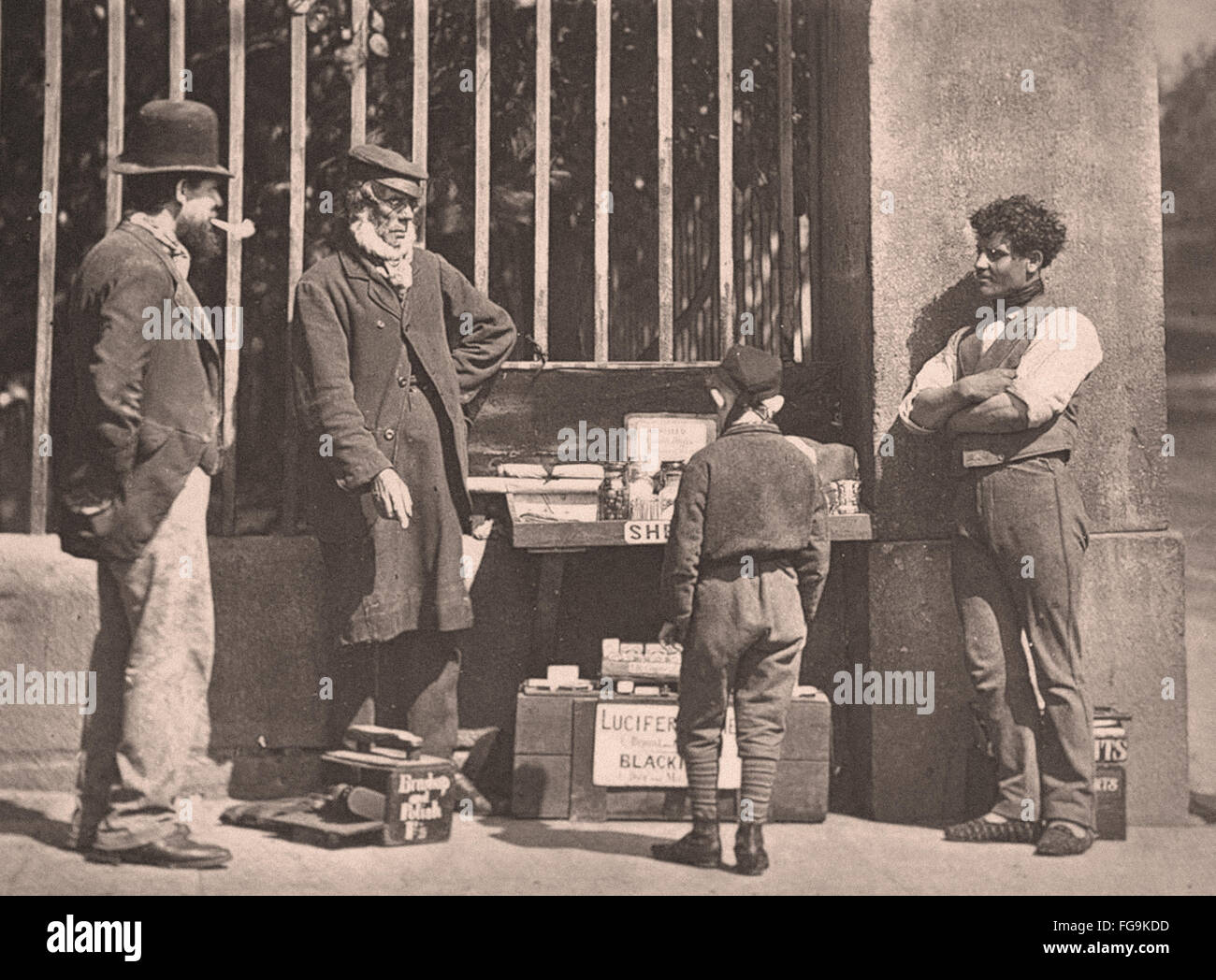 La vie dans la rue à Londres à partir de l'ère victorienne Banque D'Images