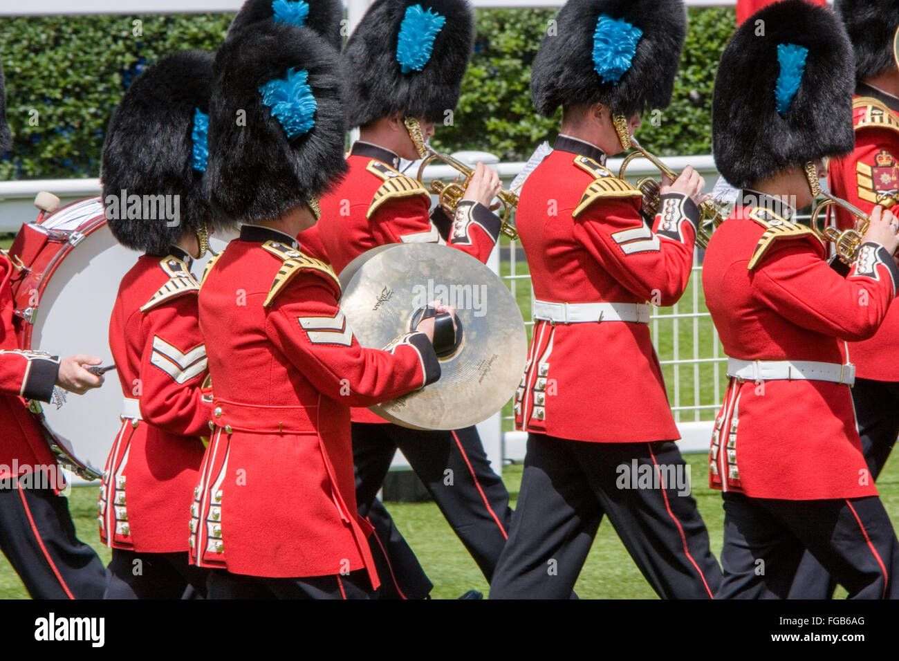 L'hymne national,,a,la,sportif,Evénements,événement,militaires,Royal Ascot réunion course de chevaux, Ascot, Berkshire, Angleterre, Royaume-Uni L'Europe. Banque D'Images