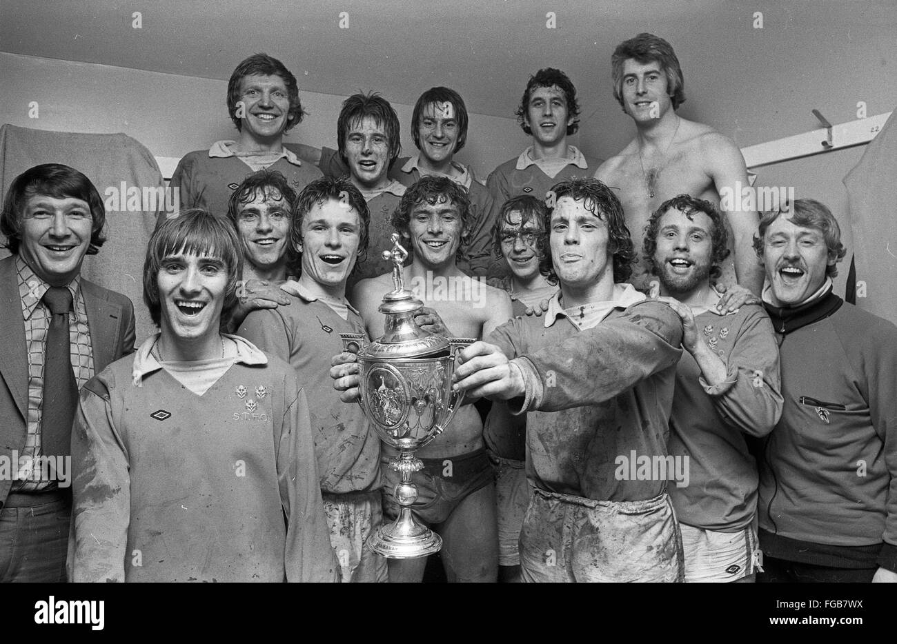 Chic Bates Joueurs de football des années 1970 Banque de photographies et d’images ...